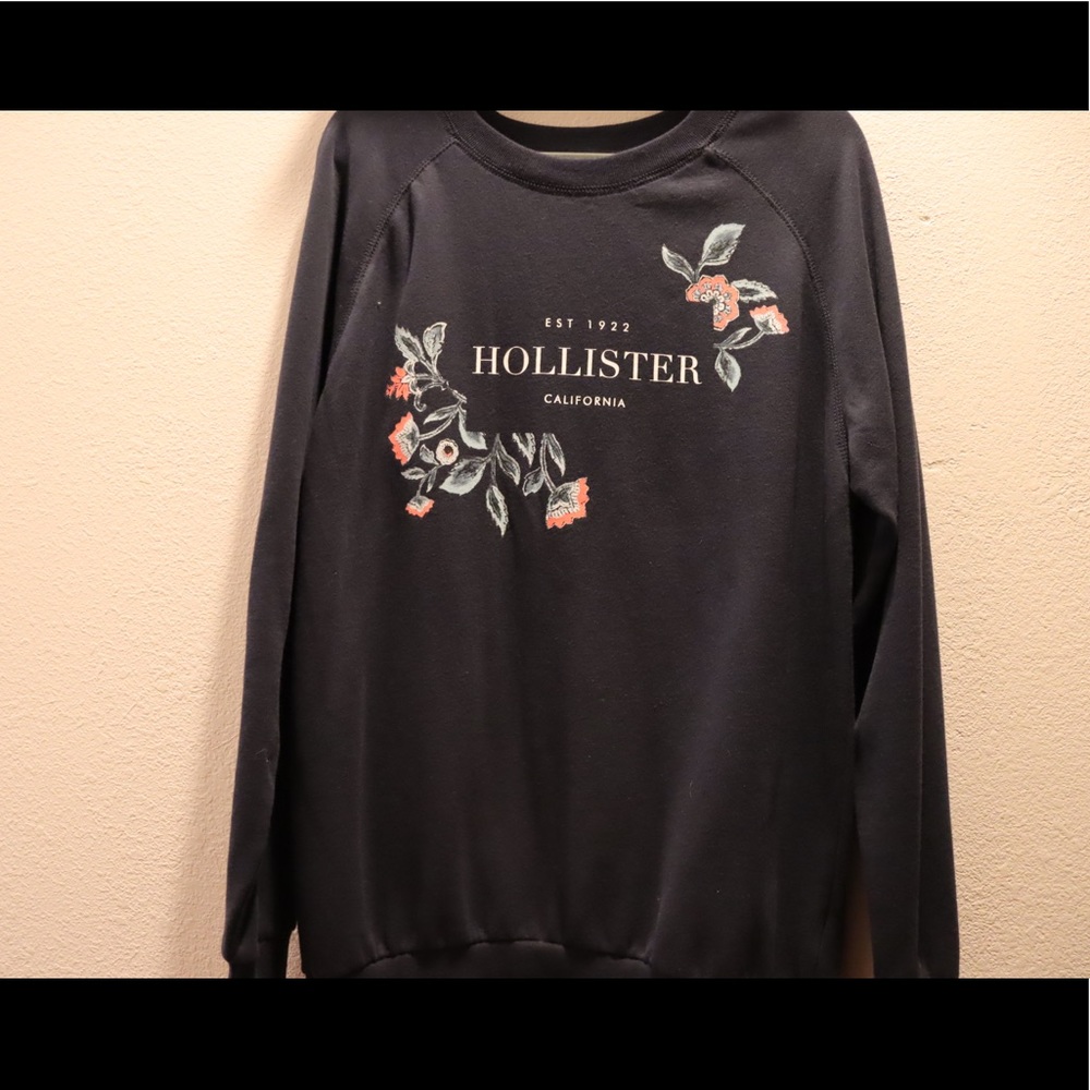 Hollister oversized sweater